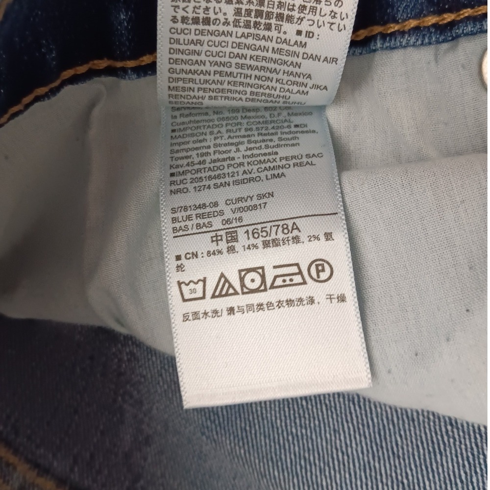 Old Navy Curvy Mid Rise Slim Leg Jeans Blue Medium Wash Women's Size 12 Reg - Picture 10 of 13